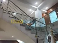  Rampe d'escalier en verre et inox