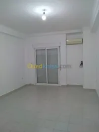 Location Appartement F3 Alger Dely brahim