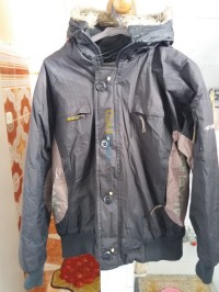 oran-algeria-coats-and-jackets-manteau-avec-capuchant