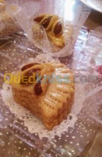 البويرة-الجزائر-وسط-توريد-الطعام-و-حلويات-gâteaux-prestige-salés