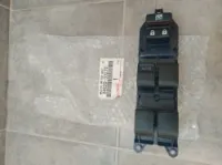 Commande leve vitre toyota Yaris,Auris