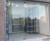 oran-algerie-construction-travaux-vitrine-cabine-douche-rampe-de-verre