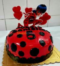 الجزائر-سعيد-حمدين-توريد-الطعام-و-حلويات-gateau-d-annivesaire