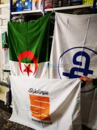   Drapeau Algerie et Personnaliser