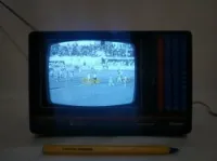 Mini TV noir et blanc en état de march