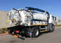 Camion vidange fosse septique Débouchage canalisation curage.