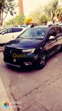 tlemcen-algeria-supermini-dacia-sandero-stepway-restylée-2018