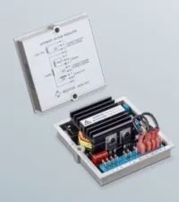 AVR   REGULATEUR  DE TENSION 