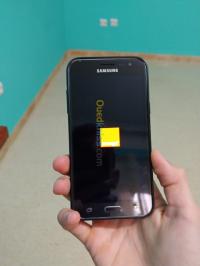 Samsung Galaxy J3 (2016) thumbnail 4