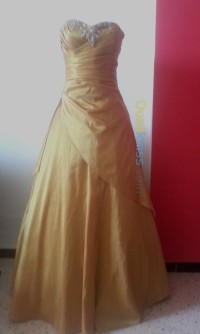 اكسسوارات-الزفاف-والحفلات-robe-de-soiree-doree-بوزغن-تيزي-وزو-الجزائر