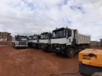 Location camions à benne et malaxeur 