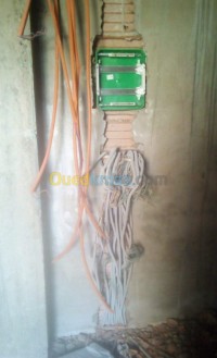 وهران-الجزائر-بناء-و-أشغال-electricien-tt-traveau-electrique