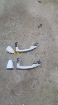 مستغانم-الجزائر-أكسسوارات-خارجية-ford-faista