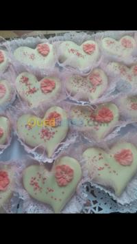 الجزائر-وسط-توريد-الطعام-و-حلويات-sarah-sweets