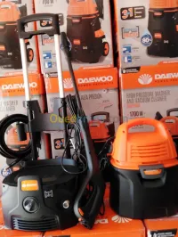 Daewoo Nettoyeurs avec aspirateur 