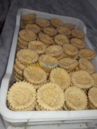 الجزائر-برج-البحري-توريد-الطعام-و-حلويات-gâteaux-croissants-tartes-ect