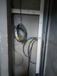 وهران-بئر-الجير-الجزائر-بناء-و-أشغال-electricien