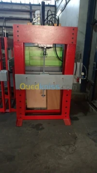     - Presse Hydraulique d'atelier  