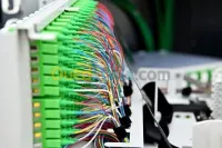Pose et raccordement de FIBRE OPTIQUE