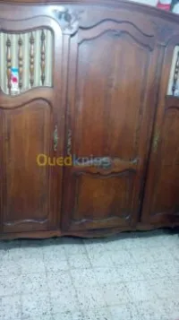 ARMOIRE ANTIQUITE