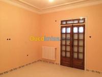 الجزائر-وسط-بناء-و-أشغال-دهان-عامل-صباغة