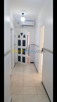 مستغانم-الجزائر-شقة-location-vacances-appartement-f3-mostaganem