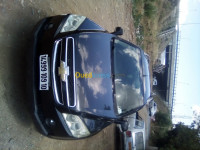 bouira-lakhdaria-algerie-tout-terrain-suv-chevrolet-captiva-lt-2009