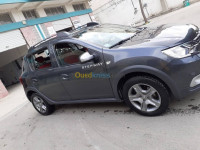 tizi-ouzou-algerie-citadine-dacia-sandero-2018