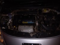 وهران-أرزيو-الجزائر-سيارة-صغيرة-peugeot-207-active-2011