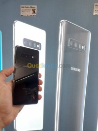 Samsung Galaxy S10+ thumbnail 4