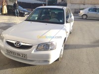 سيدي-بلعباس-زروالة-الجزائر-صالون-سيدان-hyundai-accent-gls-2014