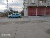 قسنطينة-بني-حميدان-الجزائر-صالون-سيدان-chevrolet-sail-4-portes-2012