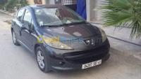 جيجل-الطاهير-الجزائر-سيارة-صغيرة-peugeot-207-2007