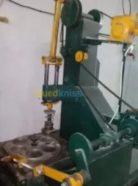 Machines à caissettes 