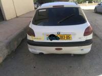 batna-algerie-citadine-peugeot-206-2003