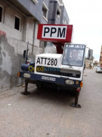 oum-el-bouaghi-algerie-engin-grue-mobile-ppm-1984