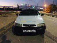 tiaret-sougueur-algerie-citadine-fiat-palio-fire-2004