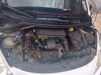 تلمسان-الحنايا-الجزائر-سيارة-صغيرة-peugeot-207-2012