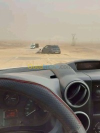 سعيدة-الجزائر-نقل-و-سائقون-سائق