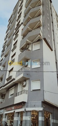 البليدة-الجزائر-شقة-byaa-shk-3-ghrf-alblyd