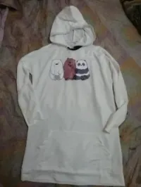 Sweat capuche et t-shirt personnalisés