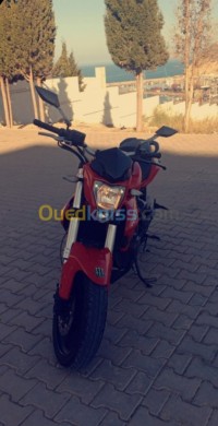 تلمسان-غزوات-الجزائر-دراجة-نارية-سكوتر-benelli-300cc-2015