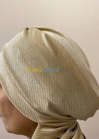 alger-centre-algerie-abayas-hijabs-chales-et-turbans