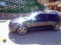 tizi-ouzou-algerie-moyenne-berline-audi-a3-2007