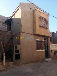 عين-تموشنت-الجزائر-شقة-byaa-shk-3-ghrf-aayn-tmoshnt
