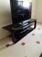 oran-bir-el-djir-algerie-tables-pour-tv