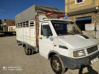 المسيلة-برهوم-الجزائر-شاحنة-iveco-extracteur-1996