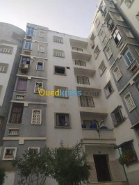 جيجل-الجزائر-شقة-kra-shk-3-ghrf-jyjl