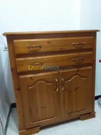 Commode 