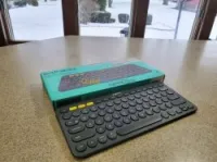 Logitech K380 Multi Device Gris